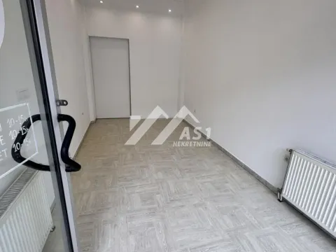Rent, office space, 28m², Betanija, Novi Sad Sve Podlokacije - image 5