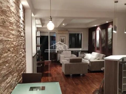 Prodaja, trosoban stan, 79m², Đeram Pijaca, Beograd - image 14