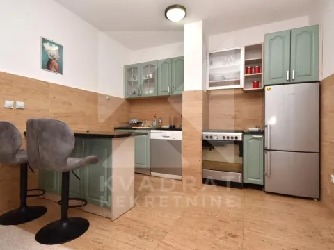 Izdavanje, dvosoban stan, 67m², Ljubović, Podgorica - image 5