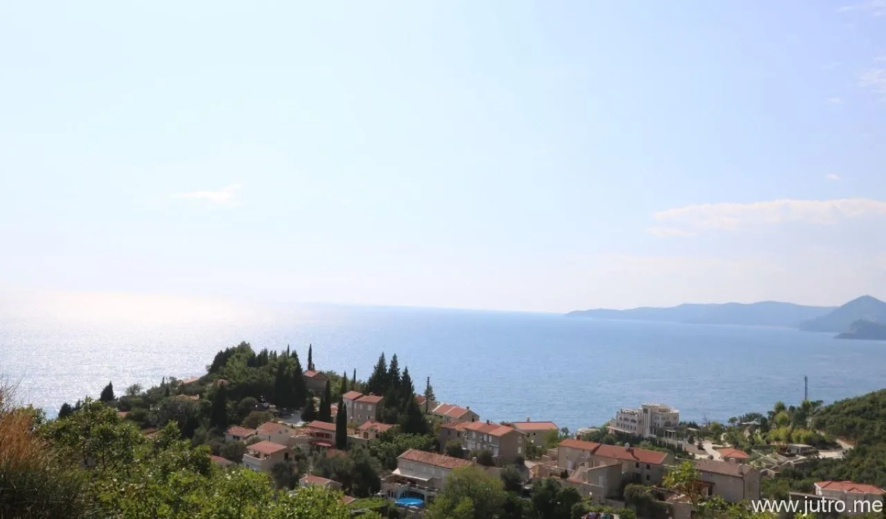 Sale, land lot, 408m², Rijeka Reževići, Budva