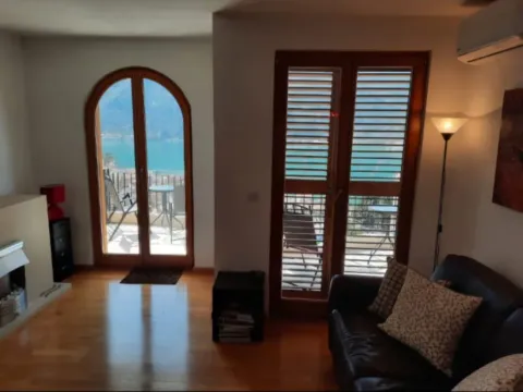 Sale, two bedroom apartment, 59m², Dobrota, Kotor