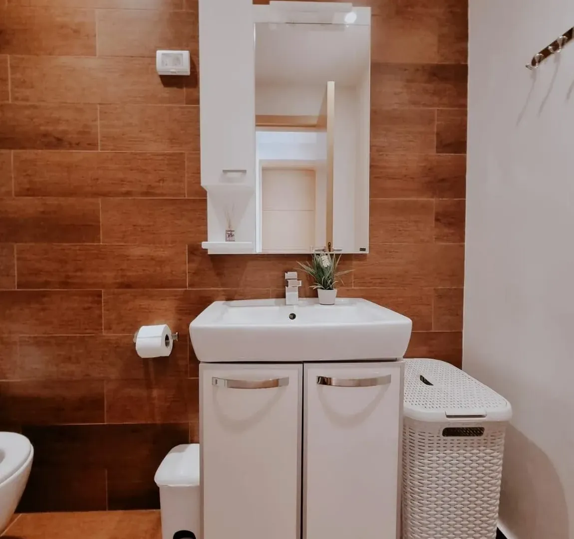 Rent, one bedroom apartment, 61m², Budva, Crna Gora