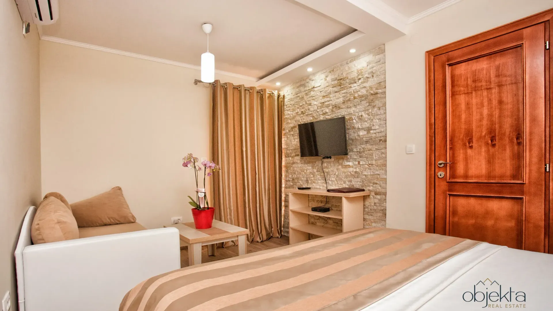 Prodaja, ugostiteljski objekat, 400m², Tivat, Crna Gora