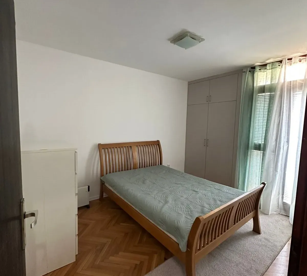 Rent, three bedroom apartment, 105m², Centar, Bar