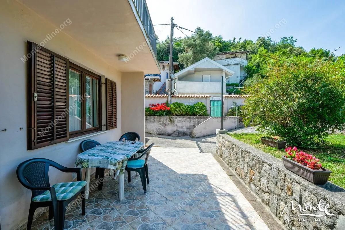 Prodaja, kuća, 116m², Tivat, Crna Gora