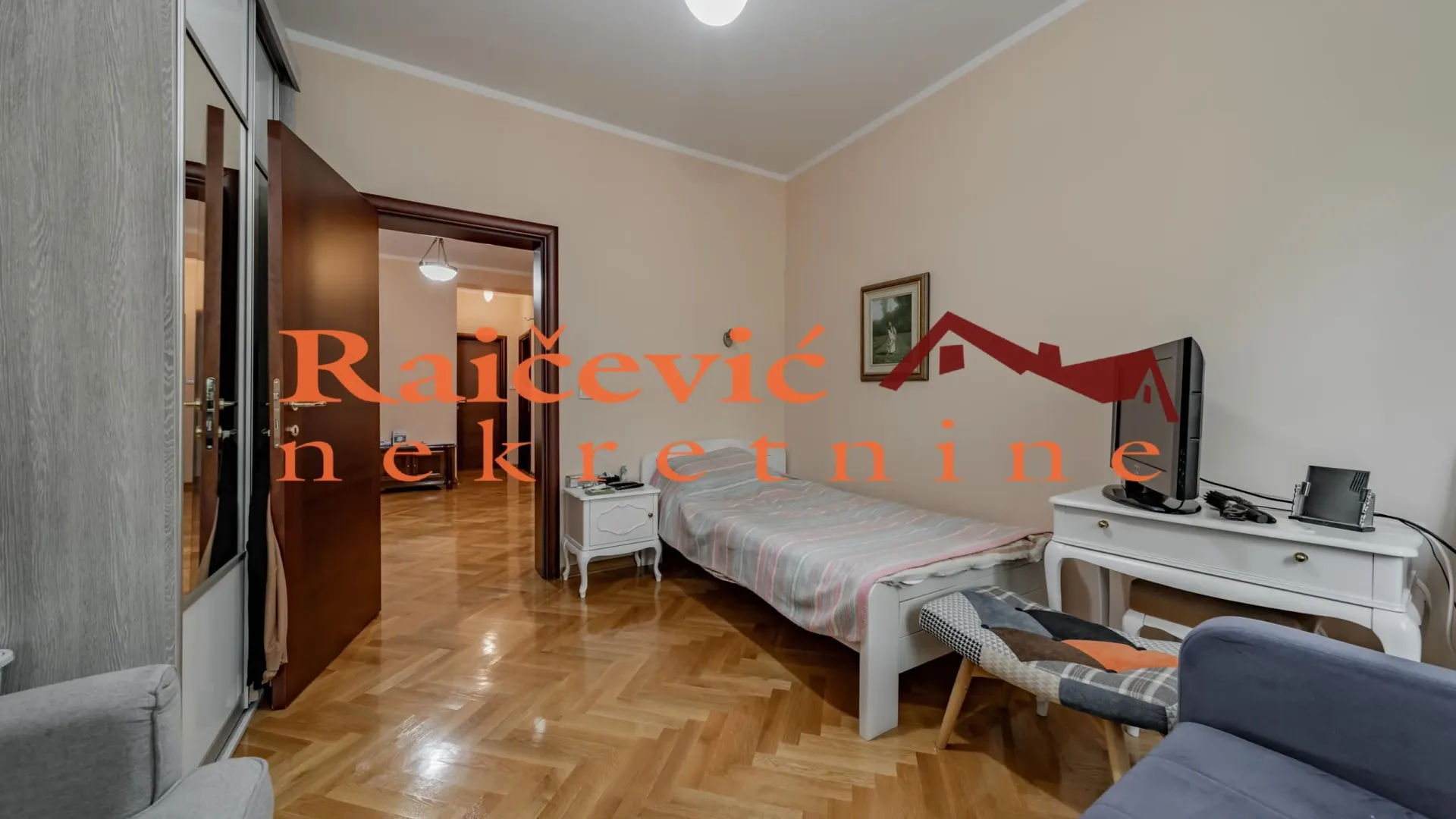 Sale, three bedroom apartment, 98m², Savski Venac, Beograd