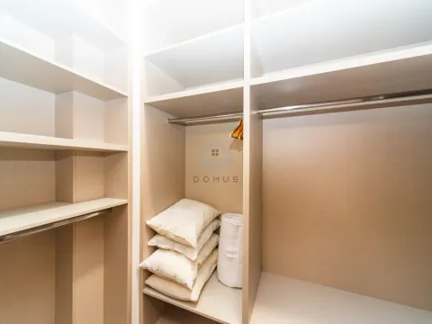 Izdavanje, trosoban stan, 89m², Master Kvart, Podgorica - image 11