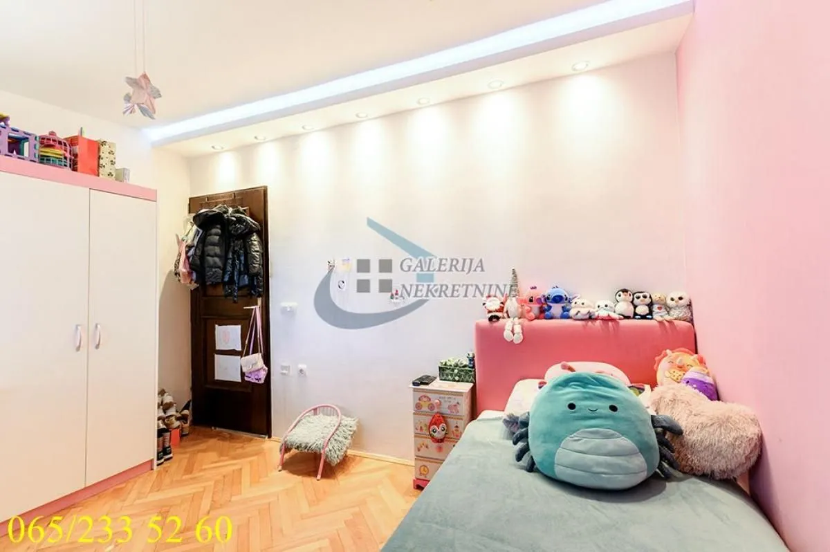 Sale, four bedroom apartment, 81m², Đeram Pijaca, Beograd