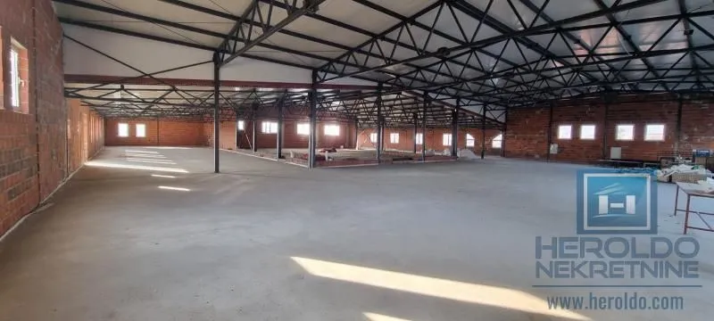 Prodaja, poslovni prostor, 2400m², Vranje, Srbija