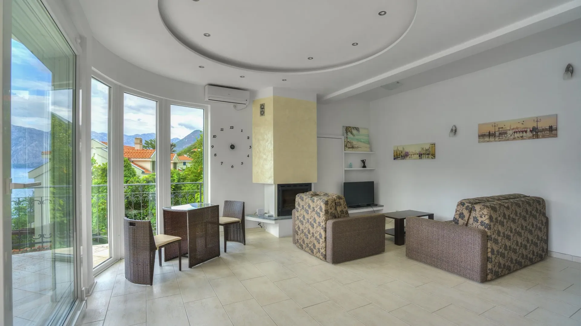 Sale, house, 358m², Kostanjica, Kotor