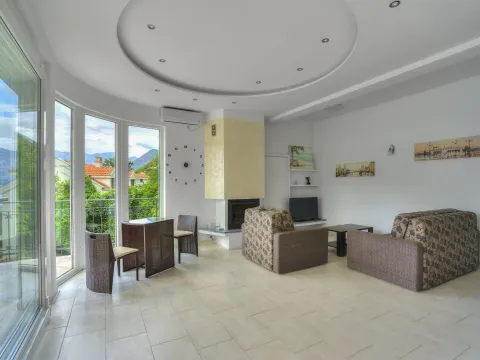 Sale, house, 358m², Kostanjica, Kotor - image 11