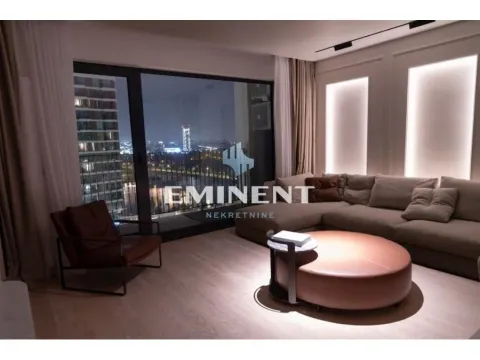 Prodaja, četvorosoban stan, 110m², Savski Venac, Beograd