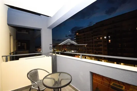 Izdavanje, dvosoban stan, 70m², Master Kvart, Podgorica - image 12