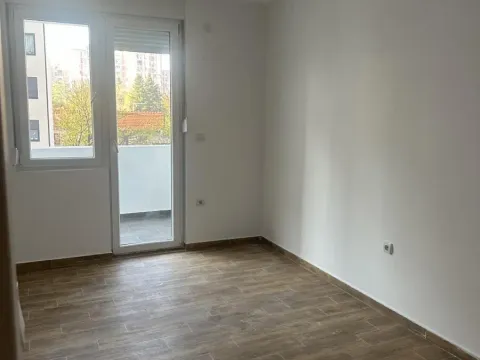 Sale, two bedroom apartment, 49m², Pantelej, Niš - image 4