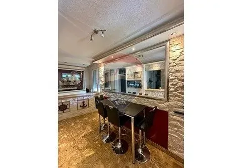 Izdavanje, dvosoban stan, 100m², Dobrota, Kotor - image 5