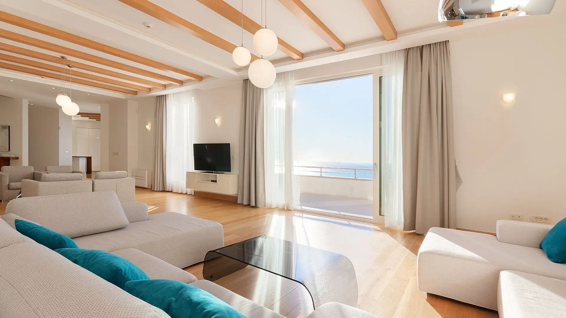 Sale, house, 600m², Blizikuće, Budva