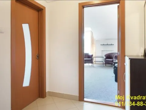 Sale, one bedroom apartment, 33m², Autokomanda, Voždovac Sve Podlokacije - image 7