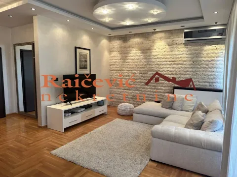 Rent, four bedroom apartment, 97m², Zvezdara Sve Podlokacije, Beograd - image 1