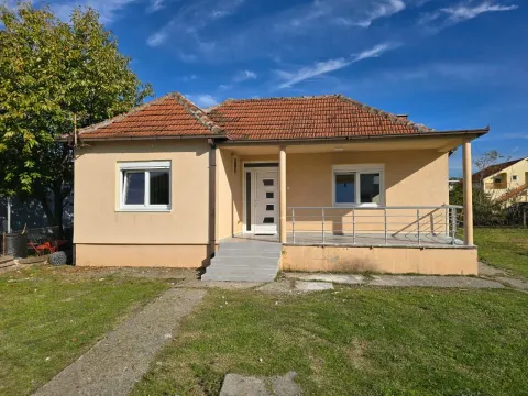 Izdavanje, poslovni prostor, 75m², Gornja Gorica, Podgorica - image 1