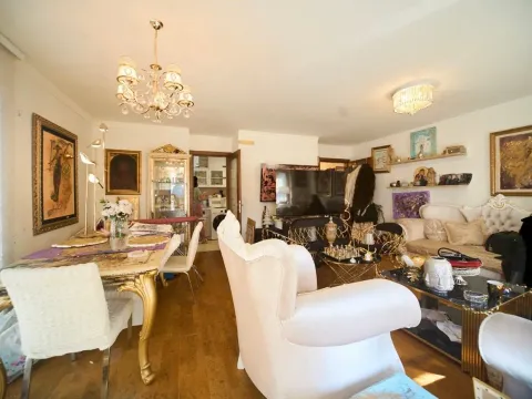 Prodaja, trosoban stan, 120m², Tološka šuma, Podgorica - image 5