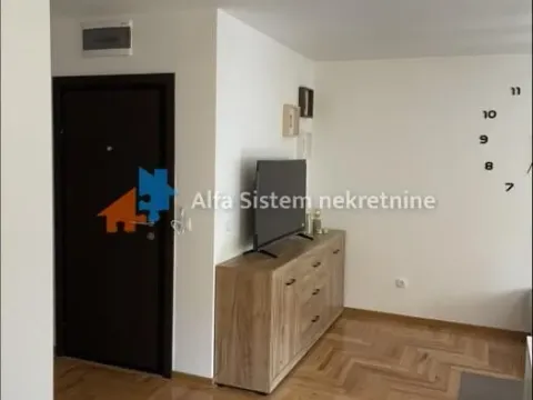 Rent, three bedroom apartment, 64m², Voždovac Sve Podlokacije, Beograd - image 8