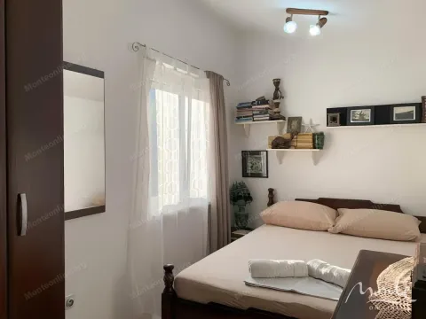 Sale, two bedroom apartment, 63m², Ljuta, Kotor - image 4
