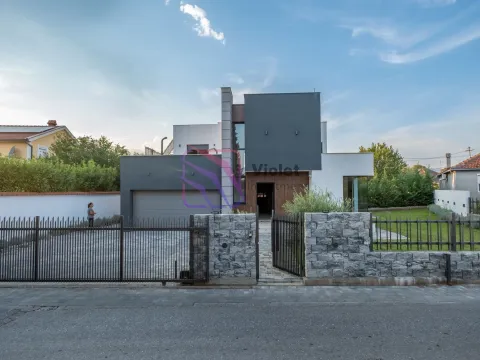 Rent, house, 180m², Gornja Gorica, Podgorica - image 2