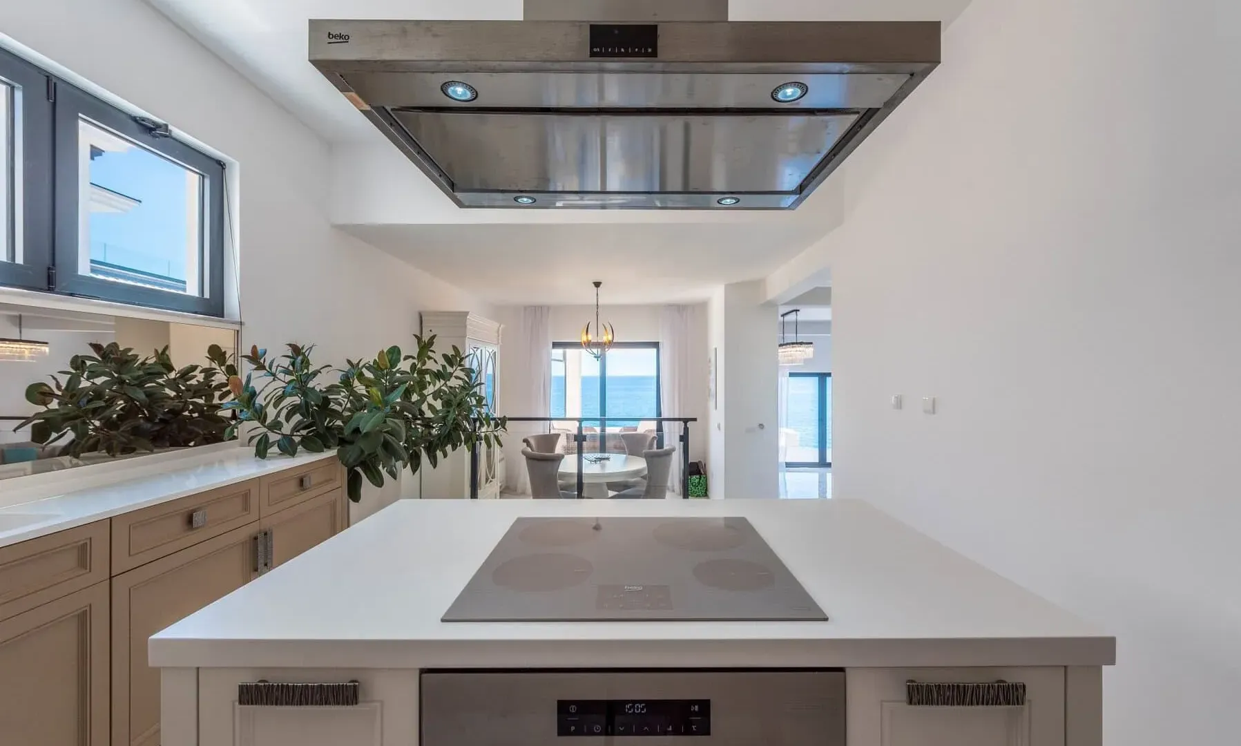 Sale, house, 360m², Utjeha, Bar