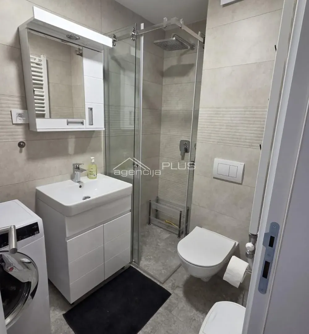 Rent, one bedroom apartment, 37m², Cvetanova Ćuprija, Zvezdara Sve Podlokacije