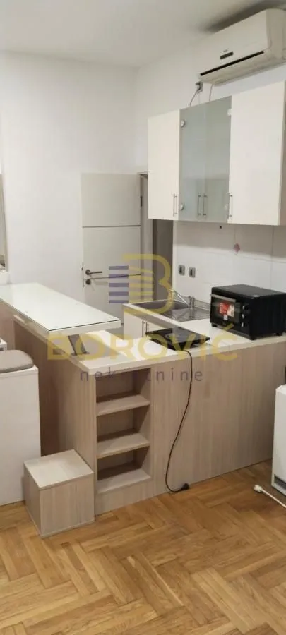 Sale, studio apartment, 22m², Đeram Pijaca, Beograd