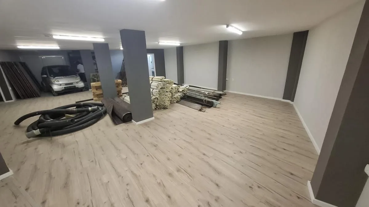 Rent, office space, 140m², Petrovaradin, Novi Sad