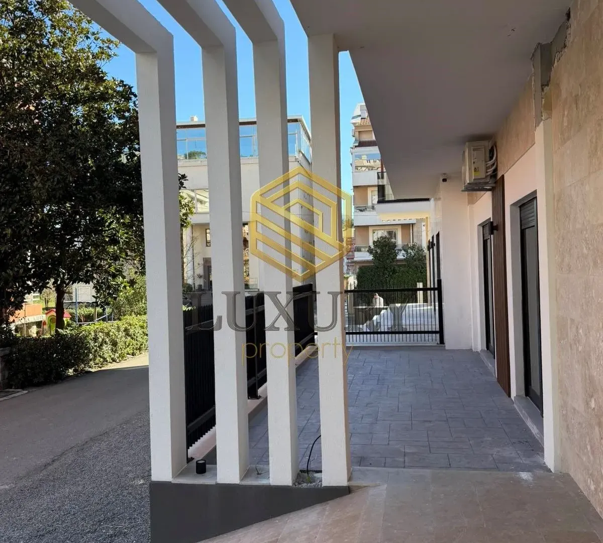 Prodaja, garsonjera, 33m², Momišići, Podgorica