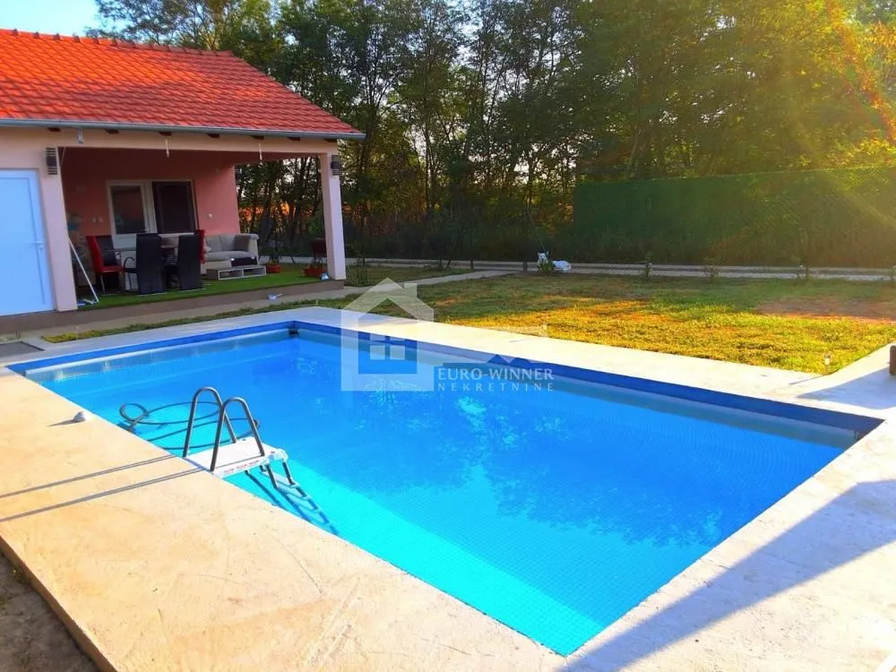 Sale, house, 191m², Ašanja, Pećinci