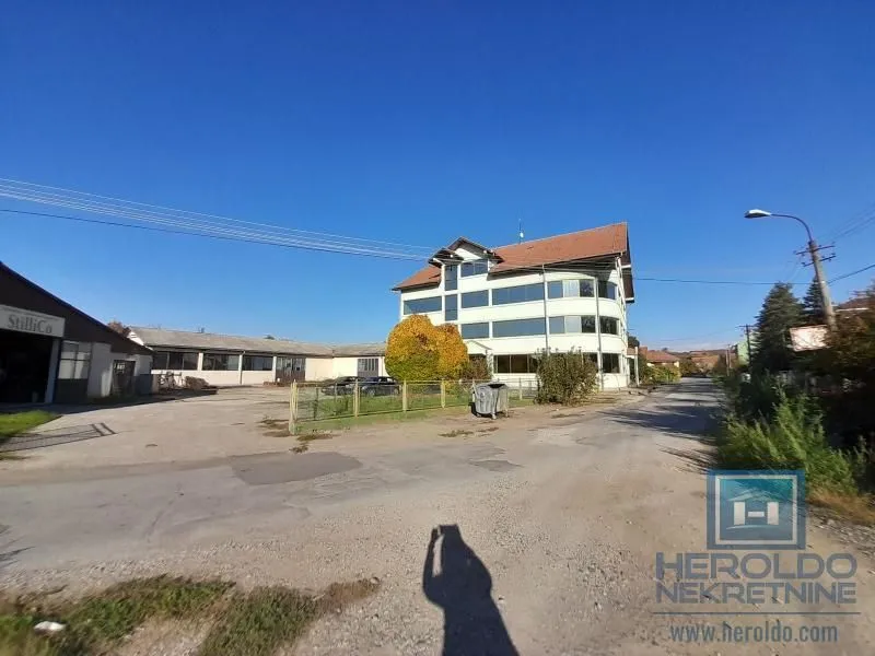 Rent, office space, 1300m², Supska, Ćuprija
