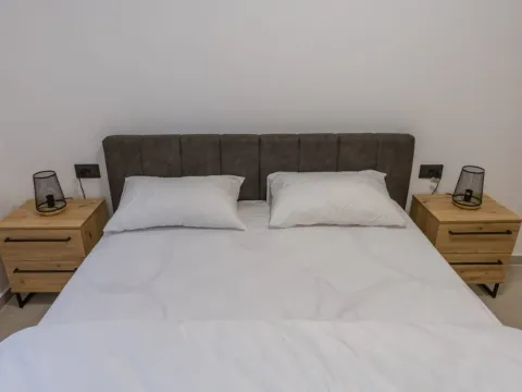 Prodaja, trosoban stan, 250m², Markovići, Budva - image 14