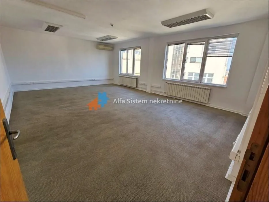 Rent, office space, 300m², Stari Grad, Beograd