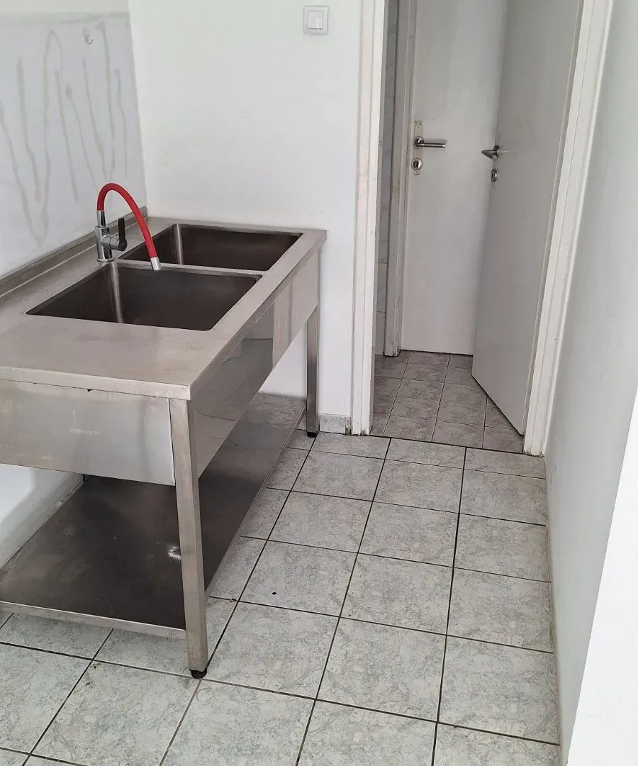 Sale, office space, 42m², Novo naselje, Novi Sad