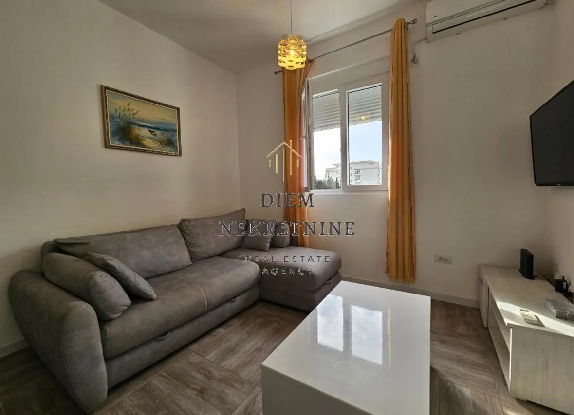Rent, one bedroom apartment, 49m², Šušanj, Bar