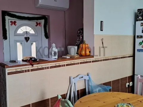 Sale, four bedroom apartment, 115m², Petlovo Brdo, Beograd - image 2