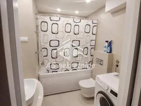 Izdavanje, trosoban stan, 58m², Zvezdara Sve Podlokacije, Beograd - image 19