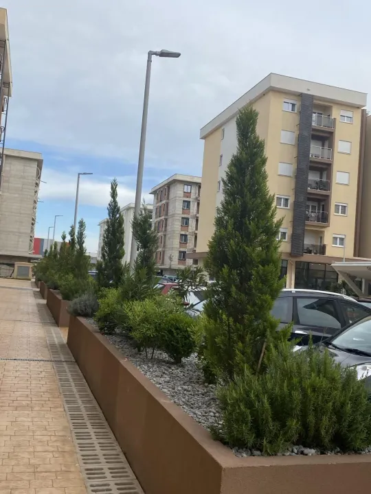 Izdavanje, dvosoban stan, 45m², City Kvart, Podgorica