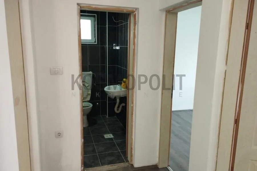 Prodaja, trosoban stan, 67m², Zemun Sve Podlokacije, Beograd