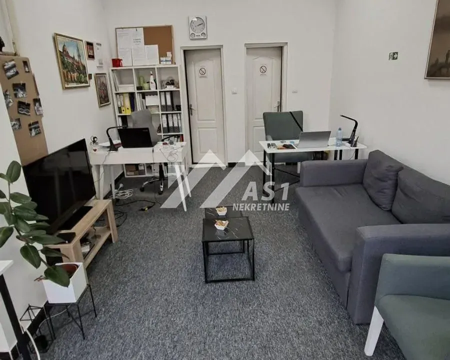 Rent, office space, 25m², Adamovićevo Naselje, Novi Sad Sve Podlokacije