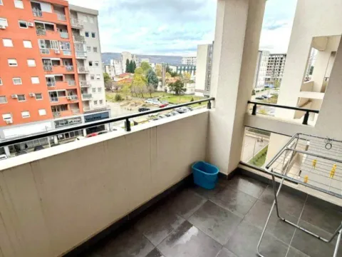 Izdavanje, jednosoban stan, 50m², Master Kvart, Podgorica - image 10