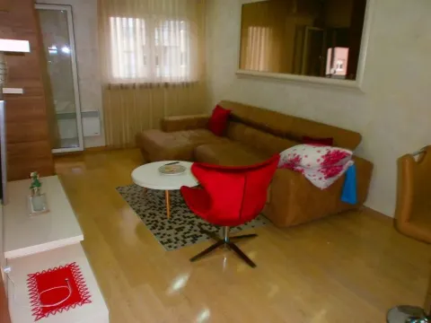 Rent, two bedroom apartment, 70m², City Kvart, Podgorica - image 23