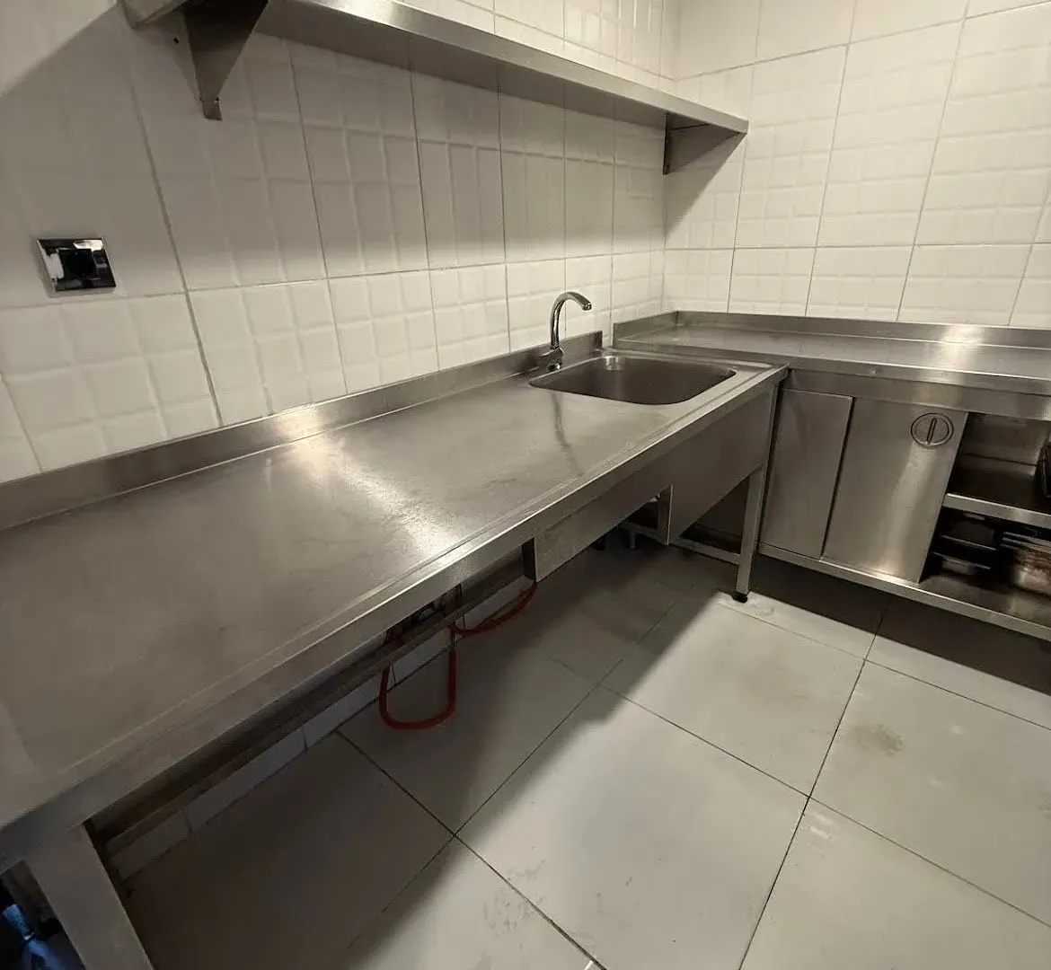 Izdavanje, poslovni prostor, 740m², Zeta, Podgorica