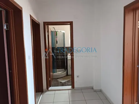 Prodaja, trosoban stan, 71m², Budva, Crna Gora - image 11