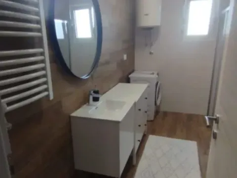 Izdavanje, jednosoban stan, 100m², Zagorič, Podgorica - image 8