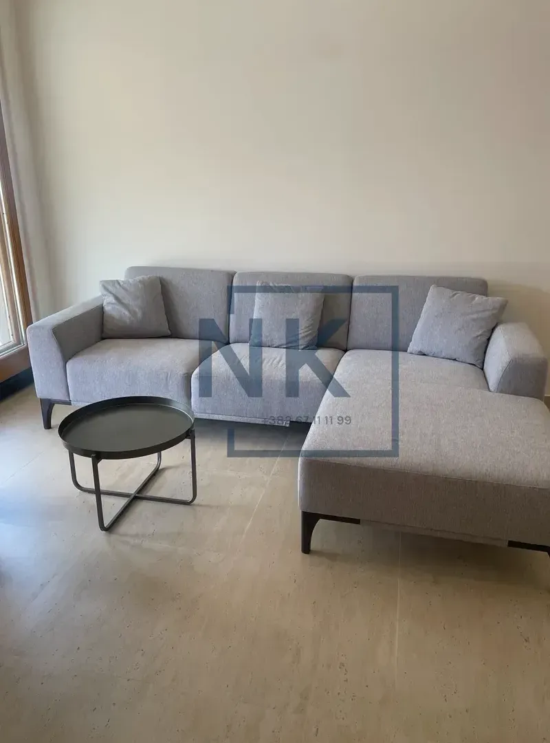 Prodaja, dvosoban stan, 106m², Dobrota, Kotor