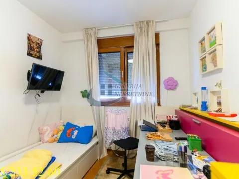 Prodaja, trosoban stan, 65m², Cvetni Trg, Vračar Sve Podlokacije - image 12